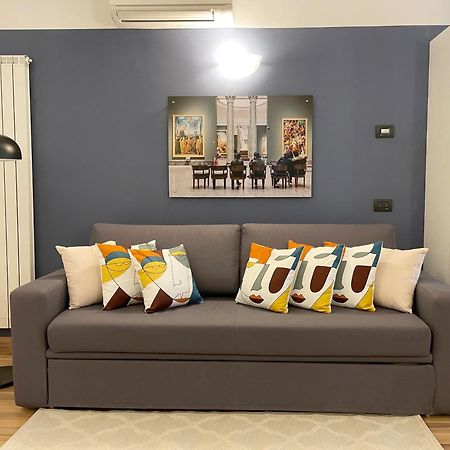 Rentopolis Apartments - Palazzo Candiani Milano Ngoại thất bức ảnh
